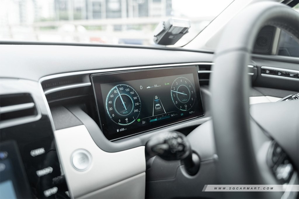 Hyundai Singapore TUCSON Hybrid driver supervision clsuter information